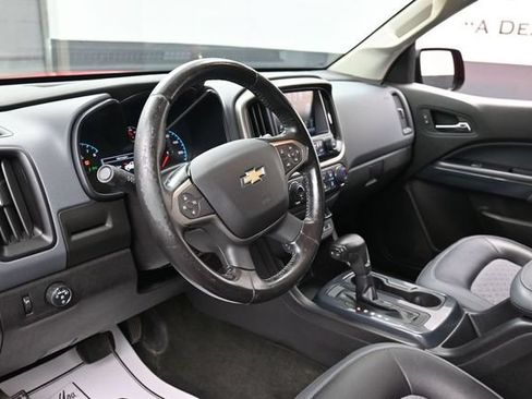 Used 2017 Chevrolet Colorado Z71 RWD image 14