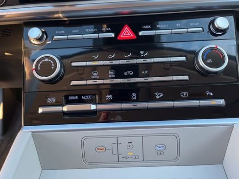 New 2026 Hyundai Santa Fe SE image 18