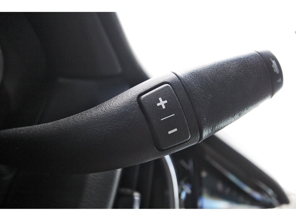 Used 2019 Cadillac Escalade Luxury RWD image 19