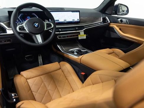 Used 2026 BMW X7 xDrive40i w/ M Sport Package AWD/4WD image 22