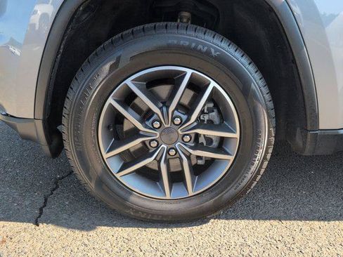 Certified 2021 Jeep Grand Cherokee Limited AWD/4WD image 25