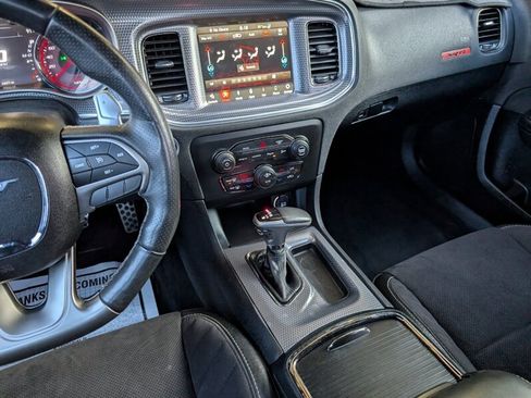 Used 2018 Dodge Charger SRT Hellcat w/ Harman/Kardon Audio Group RWD image 23