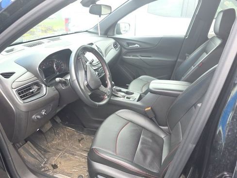 Used 2024 Chevrolet Equinox RS w/ RS Leather Package image 8