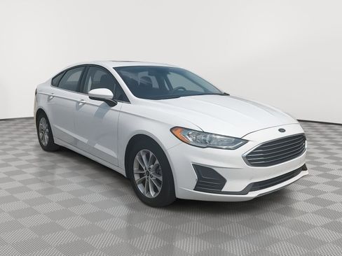 Used 2020 Ford Fusion SE FWD image 4