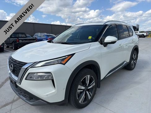 Certified 2023 Nissan Rogue SL w/ SL Premium Package image 1