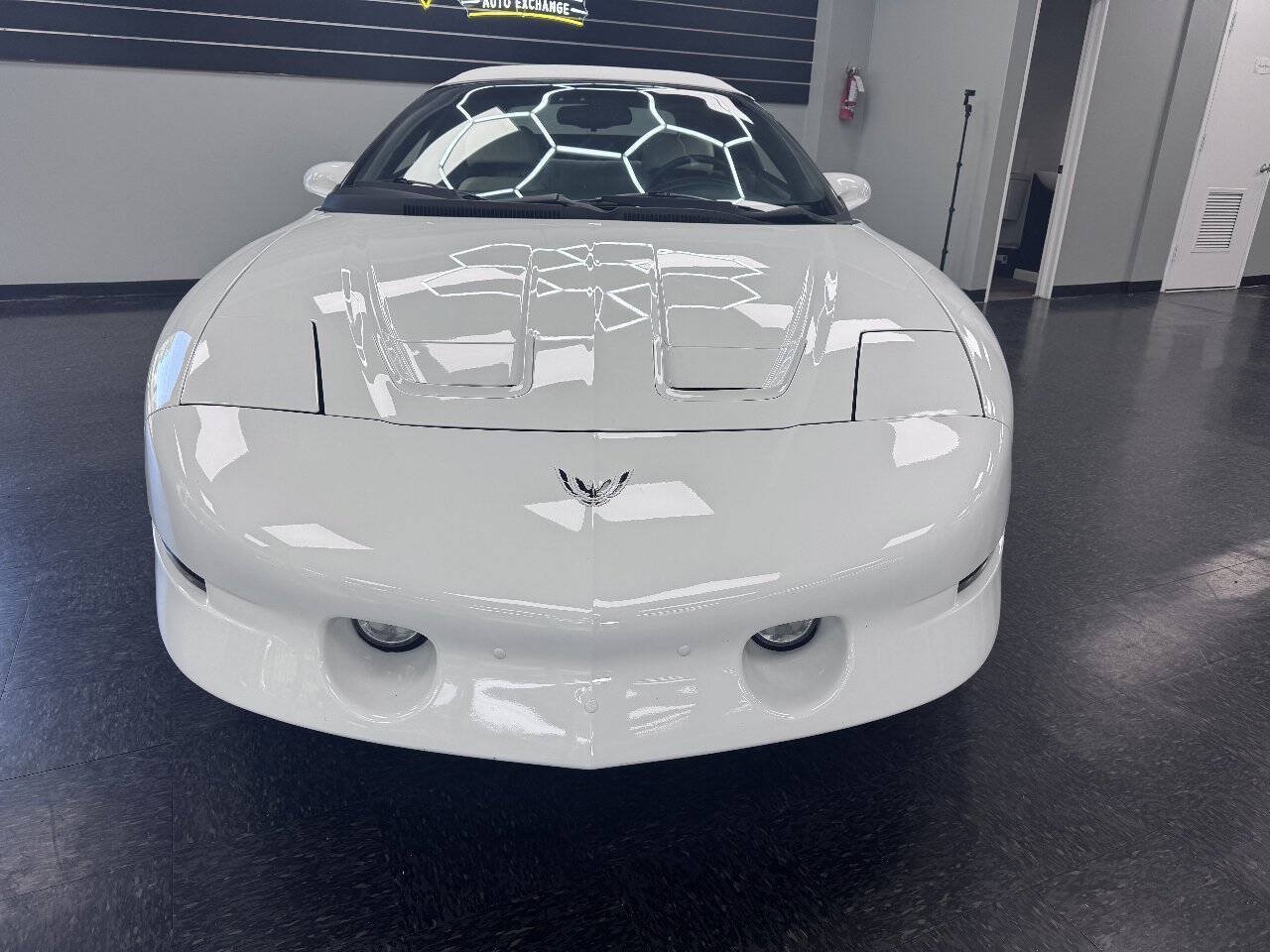 Used 1995 Pontiac Firebird Trans Am RWD image 8