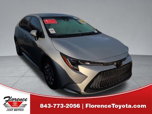 Used 2022 Toyota Corolla LE image 1