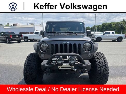 Used 2016 Jeep Wrangler Unlimited Sport AWD/4WD image 8