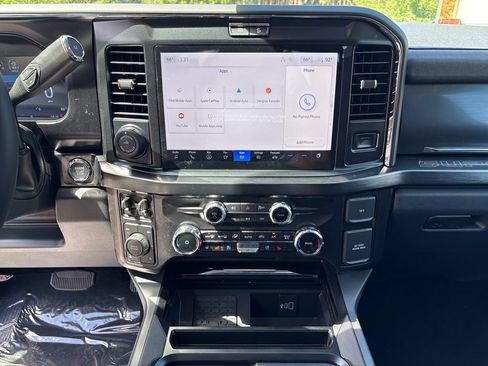 New 2026 Ford F250 Lariat w/ Black Appearance Package AWD/4WD image 28