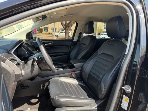 Used 2020 Ford Edge SEL w/ Convenience Package image 13