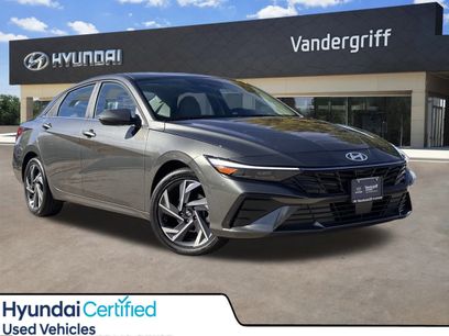 Certified 2025 Hyundai Elantra Limited