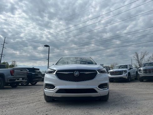 Used 2020 Buick Enclave Avenir w/ Avenir Technology Package AWD/4WD image 3