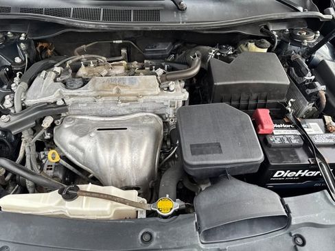 Used 2015 Toyota Camry XLE image 20