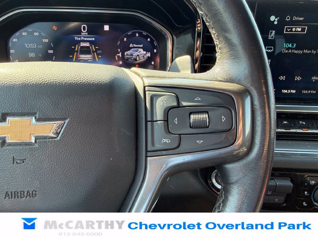 Used 2023 Chevrolet Silverado 1500 High Country w/ High Country Premium Package AWD/4WD image 14