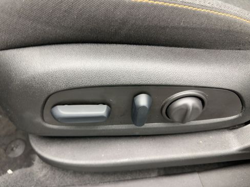 Certified 2024 Chevrolet Equinox LT image 14