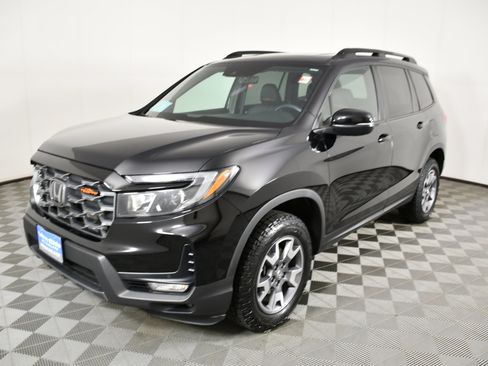 Certified 2023 Honda Passport TrailSport image 10