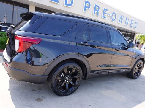 Certified 2023 Ford Explorer ST-Line w/ Class IV Trailer Tow Package RWD image 6