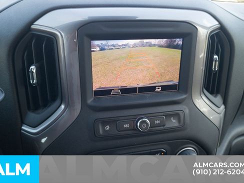 Used 2024 Chevrolet Silverado 1500 Custom image 9