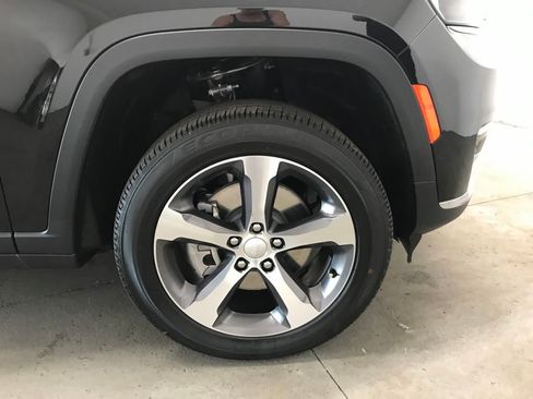 New 2025 Jeep Grand Cherokee L Limited image 53