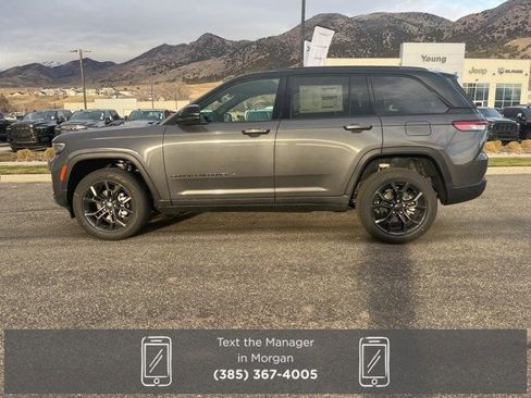 New 2025 Jeep Grand Cherokee Limited image 7