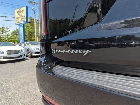 Used 2023 Cadillac Escalade V AWD/4WD image 14