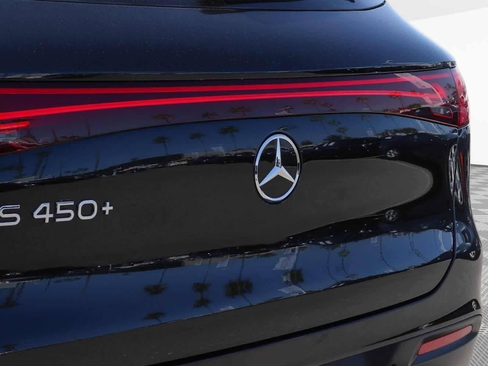 Used 2023 Mercedes-Benz EQS 450+ SUV image 12