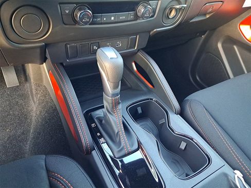 New 2025 Nissan Frontier Pro-X image 10