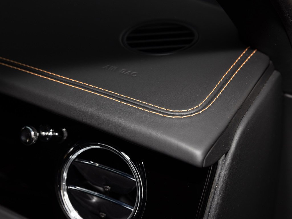 Used 2024 Bentley Bentayga Extended Wheelbase AWD/4WD image 75