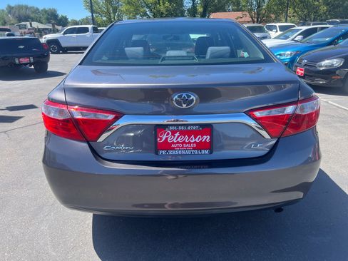 Used 2016 Toyota Camry LE FWD image 8