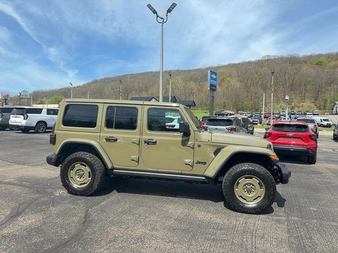 Used 2025 Jeep Wrangler Unlimited Sport S 4xe AWD/4WD image 2