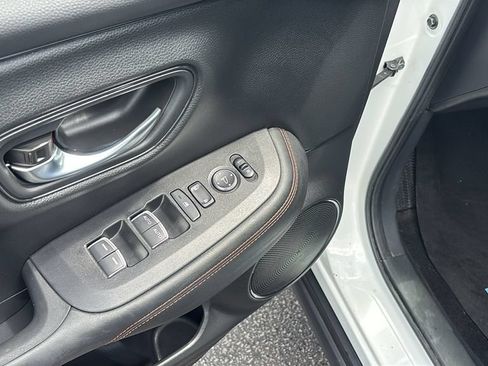 Used 2024 Honda HR-V Sport image 14