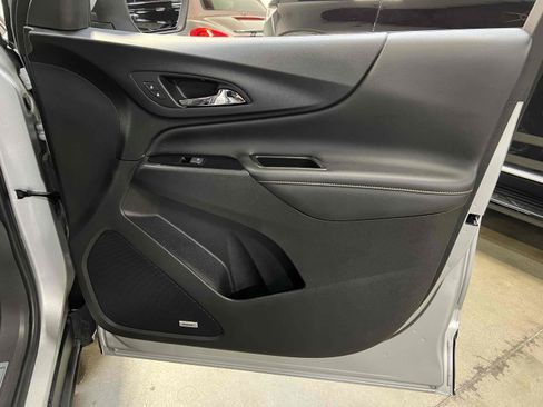 Used 2022 Chevrolet Equinox Premier image 69