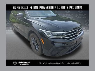 Used 2023 Volkswagen Tiguan SE w/ Panoramic Sunroof Package FWD video 1