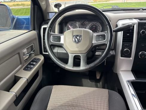 Used 2011 RAM 2500 SLT w/ Luxury Group AWD/4WD image 13