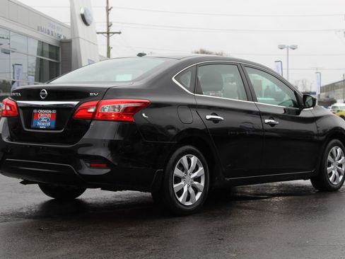 Used 2017 Nissan Sentra SV image 7