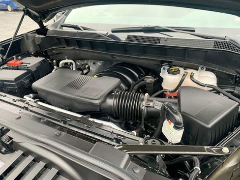 Certified 2025 Chevrolet Silverado 1500 RST image 30