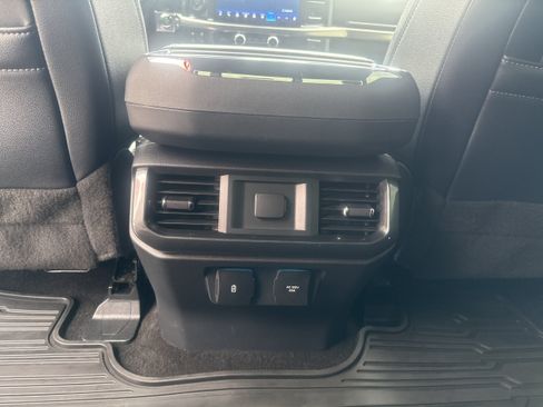 Used 2021 Ford F150 Lariat AWD/4WD image 9