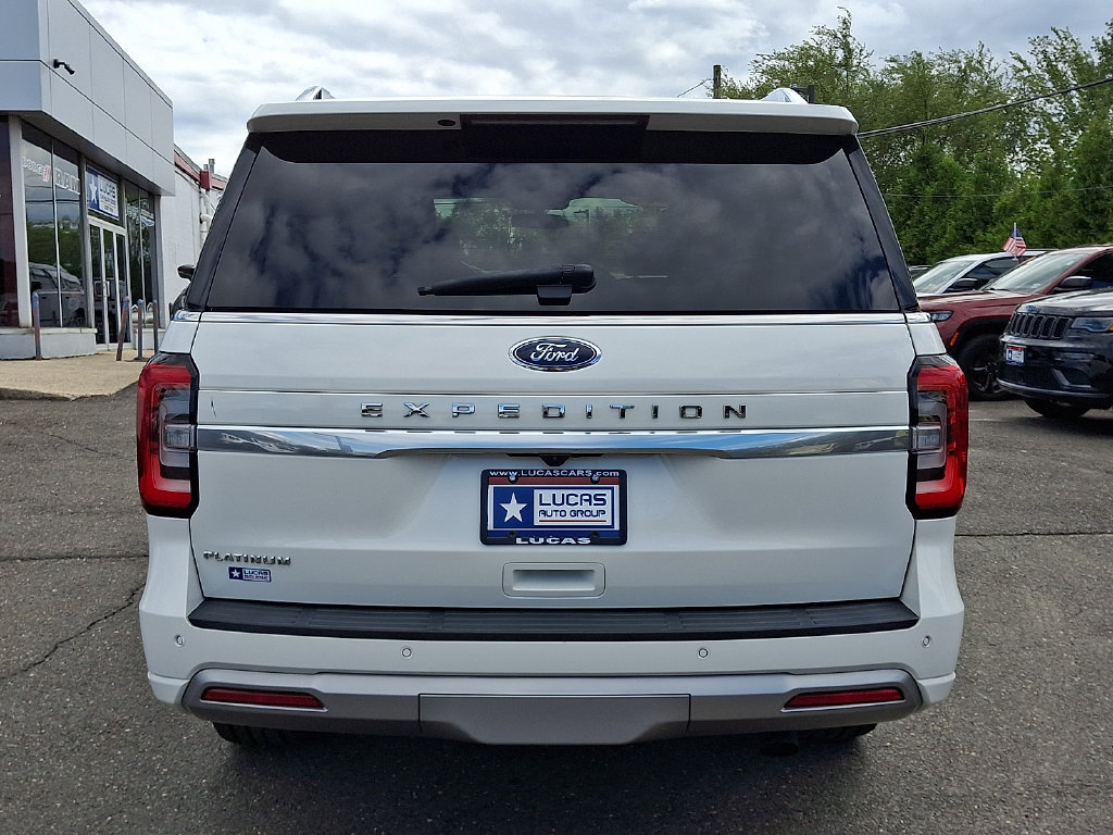 Used 2022 Ford Expedition Platinum AWD/4WD image 10