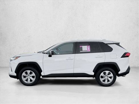 Used 2024 Toyota RAV4 LE AWD/4WD image 4