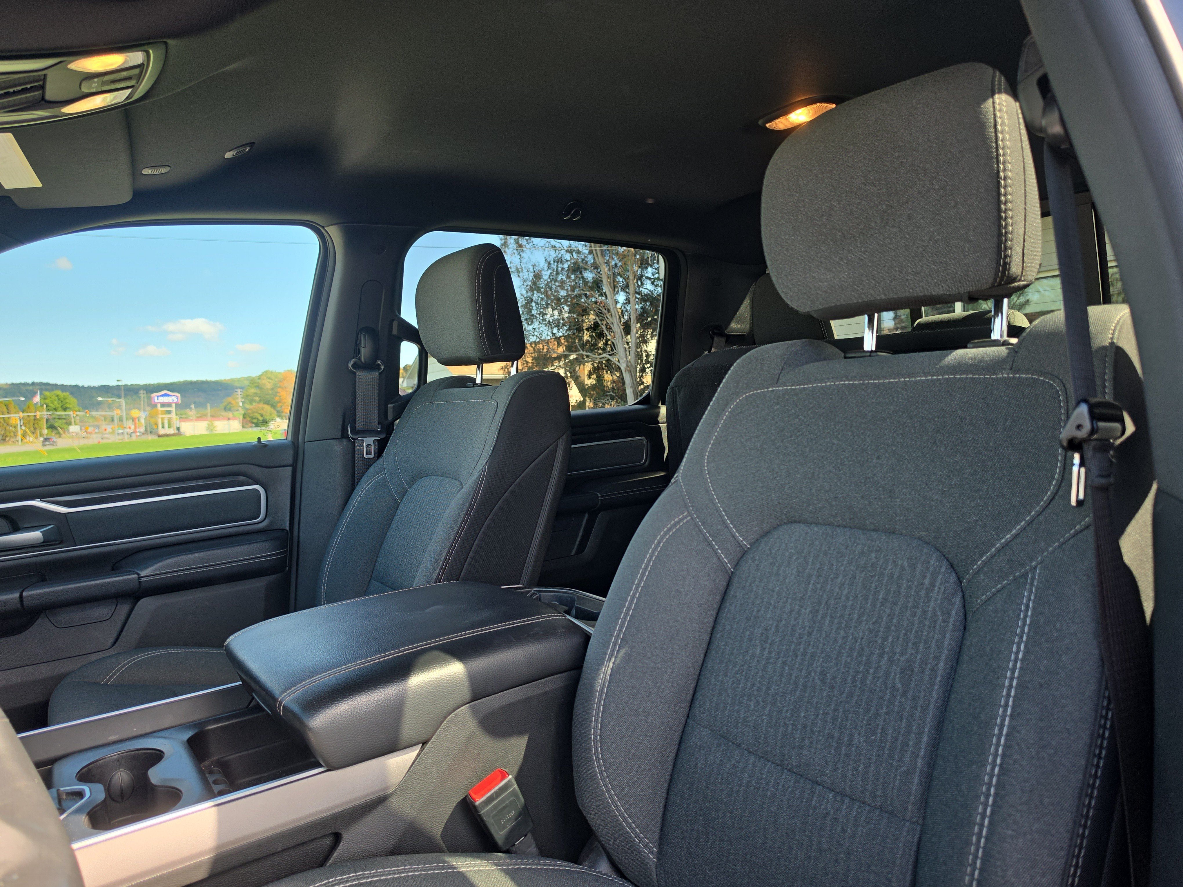 Used 2022 RAM 1500 Big Horn AWD/4WD image 13