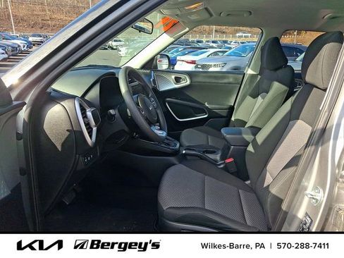 Certified 2024 Kia Soul LX w/ Option Group 015 image 16