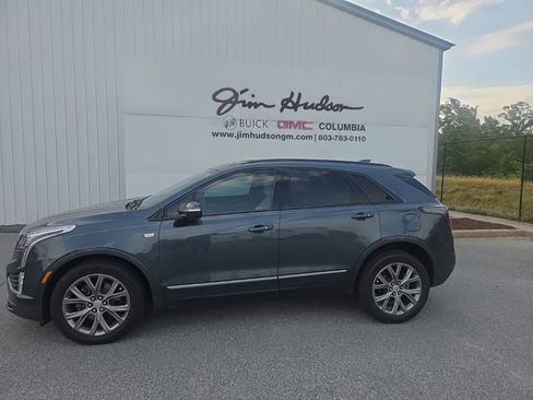 Used 2021 Cadillac XT5 Sportv AWD/4WD image 3