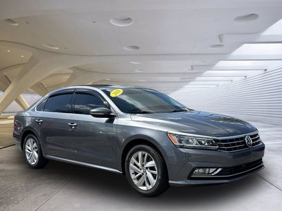 Used 2018 Volkswagen Passat 2.0T SE