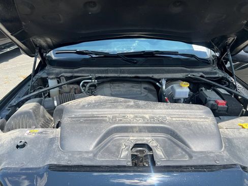Used 2025 RAM 2500 Big Horn AWD/4WD image 15