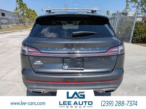 Used 2020 Lincoln Nautilus Reserve FWD image 5