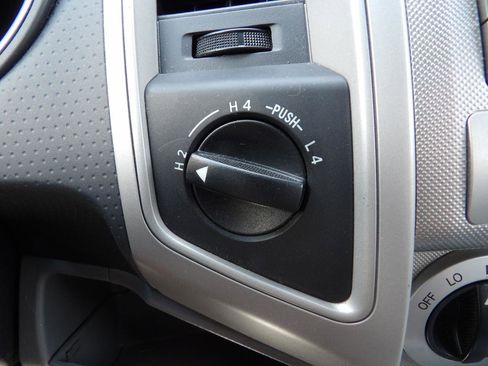 Used 2010 Toyota Tacoma 4x4 Access Cab V6 image 15