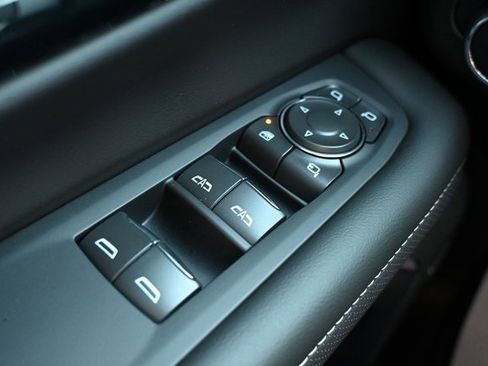 Used 2025 Chevrolet Tahoe Premier image 45