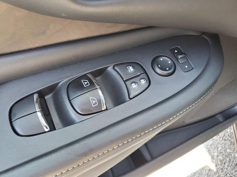Used 2020 Nissan Murano Platinum AWD/4WD image 18