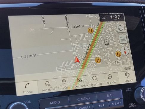 Used 2021 Nissan Titan Platinum Reserve w/ Moonroof Package image 18