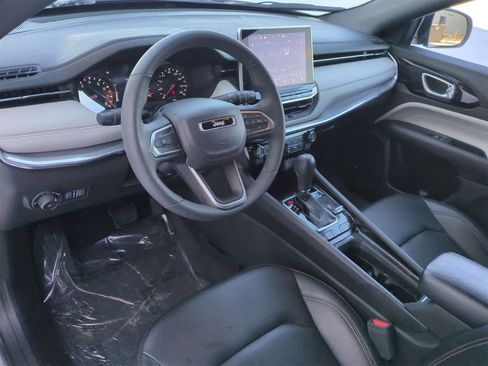 Certified 2024 Jeep Compass Limited w/ Sun and Sound Group image 10